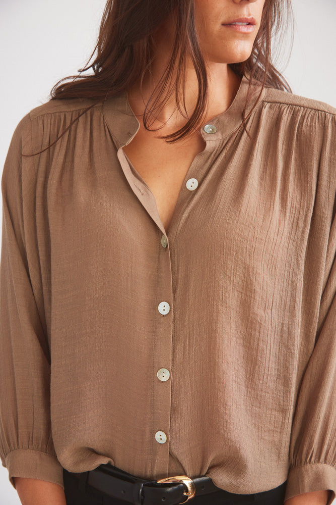 Solid Citizen Equestrian Lee | Mandarin Collar Button Blouse | Toasted Almond
