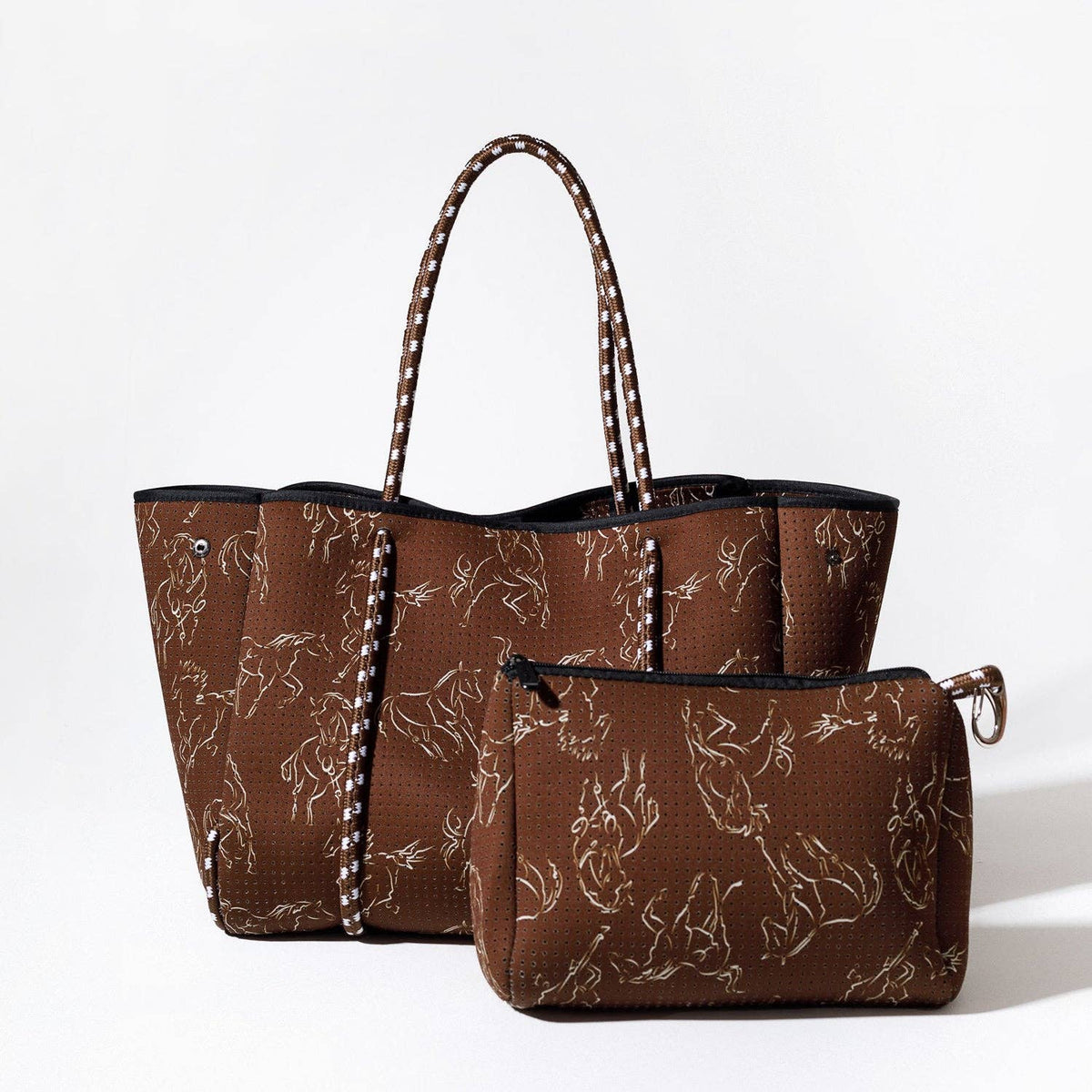 ESSENTIAL POUCH HORSE PRINT ESPRESSO
