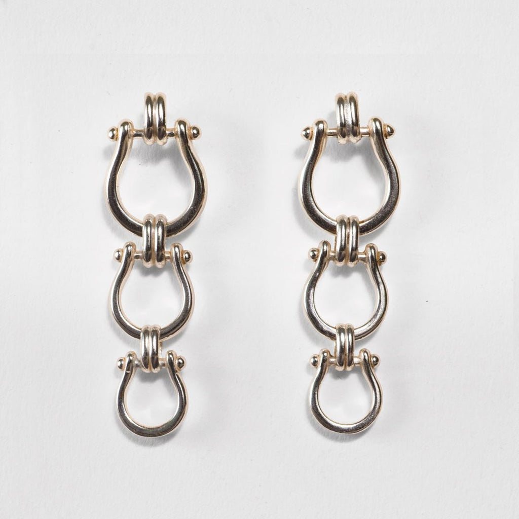 Chapelle - Horseshoe Link Equestrian Necklace in Silver
