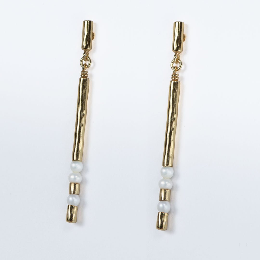 Prism - Pearl Pave Horseshoe Earring