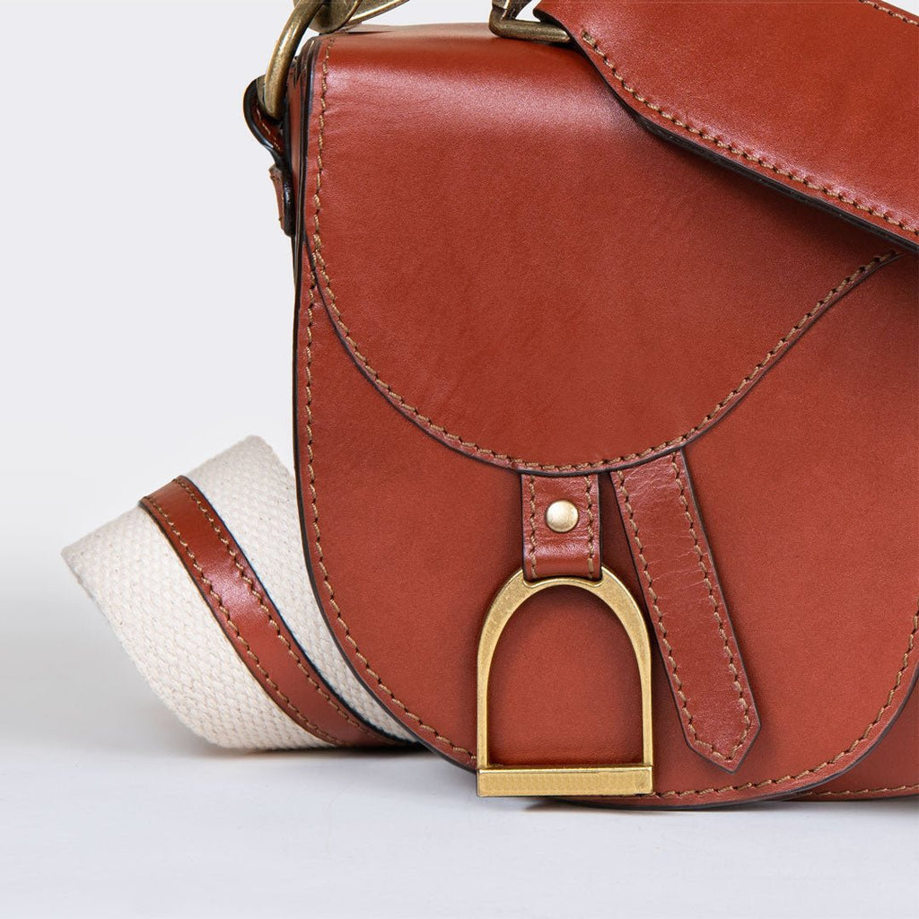 Signature Saddle Bag - Luxury Leather Handbag in Cognac
