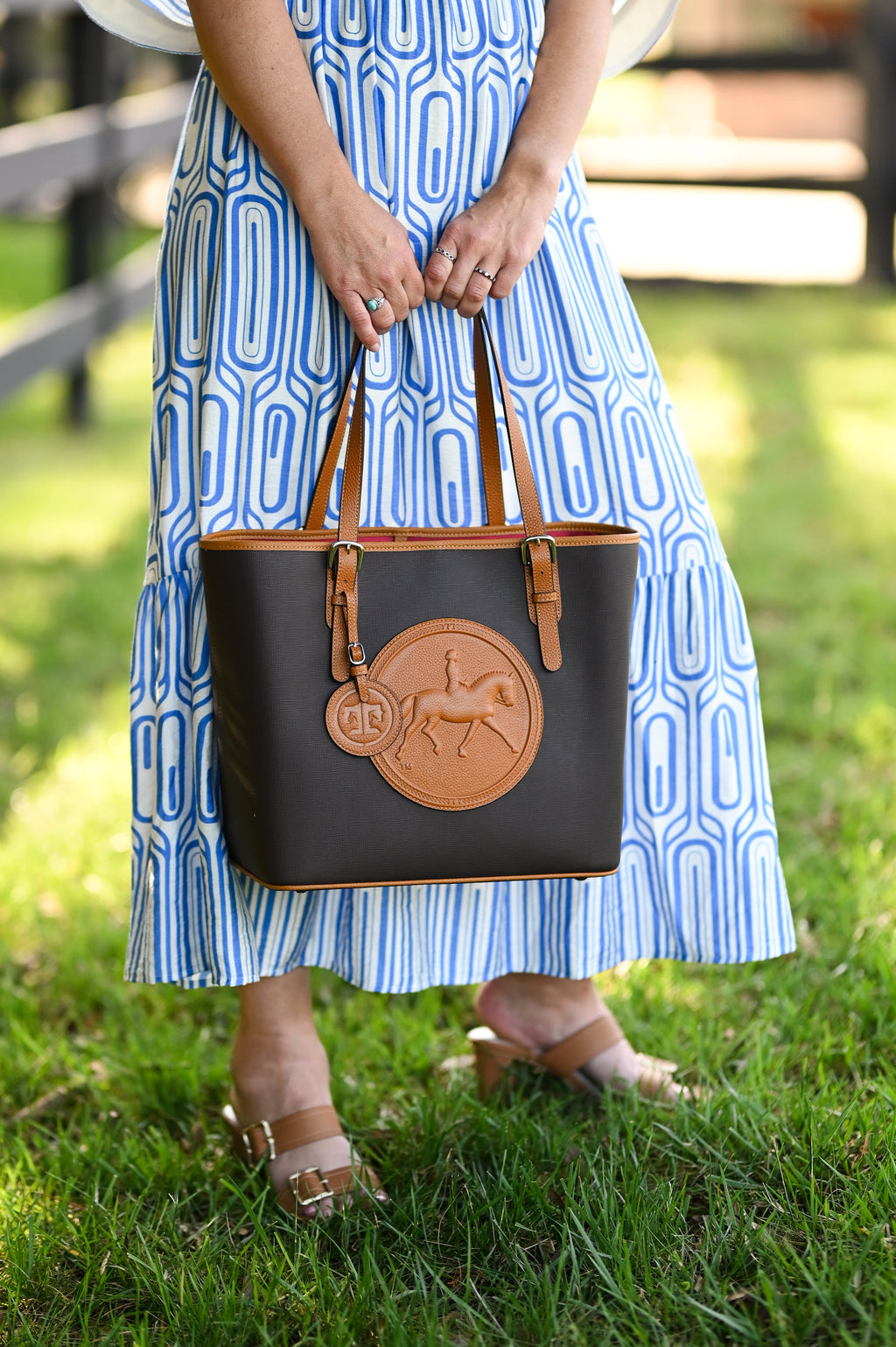 Tucker Tweed James River Carry All | Dressage